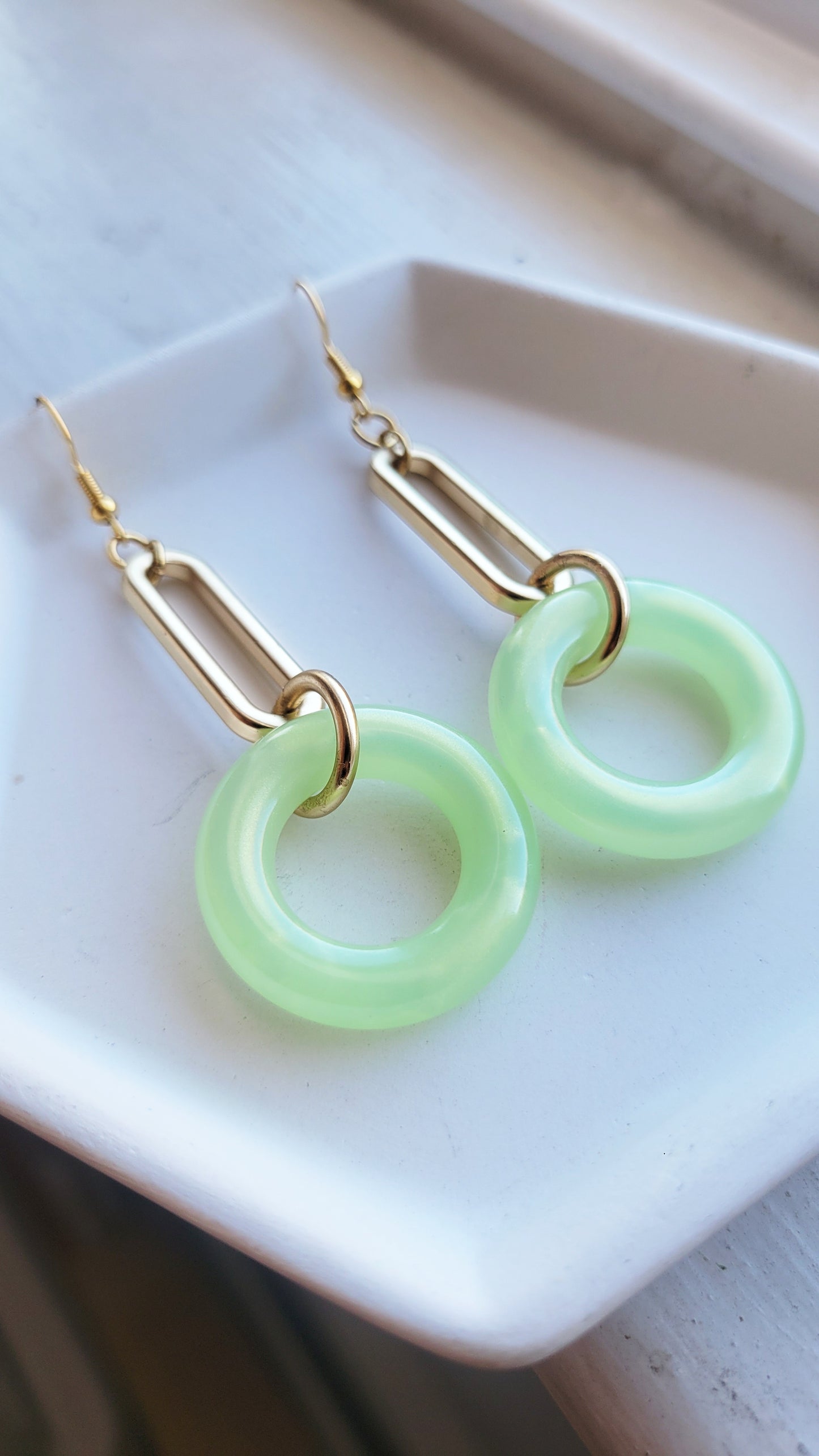 KEYLIME LUCITE CIRCLES