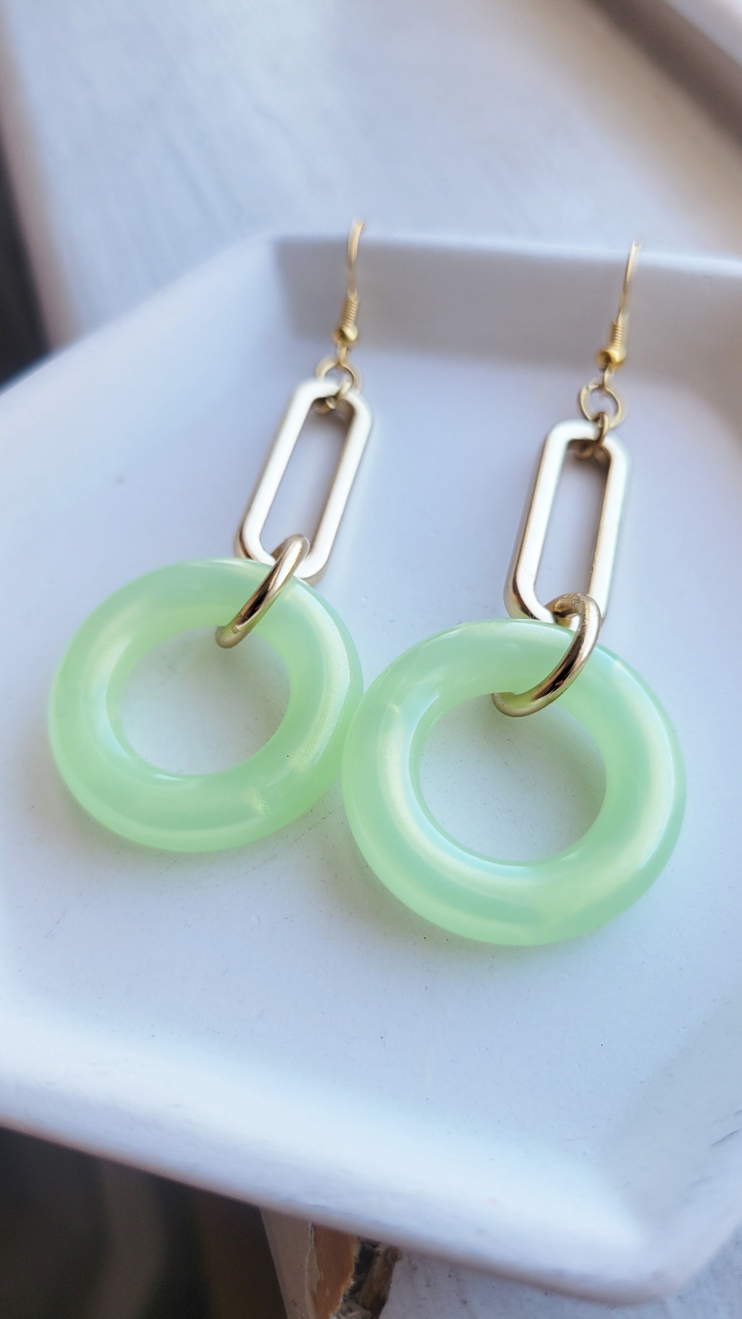 KEYLIME LUCITE CIRCLES